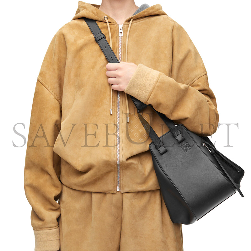 LOEWE SMALL HAMMOCK BAG IN CLASSIC CALFSKIN 387.30.S35 (30*25*13.5cm)